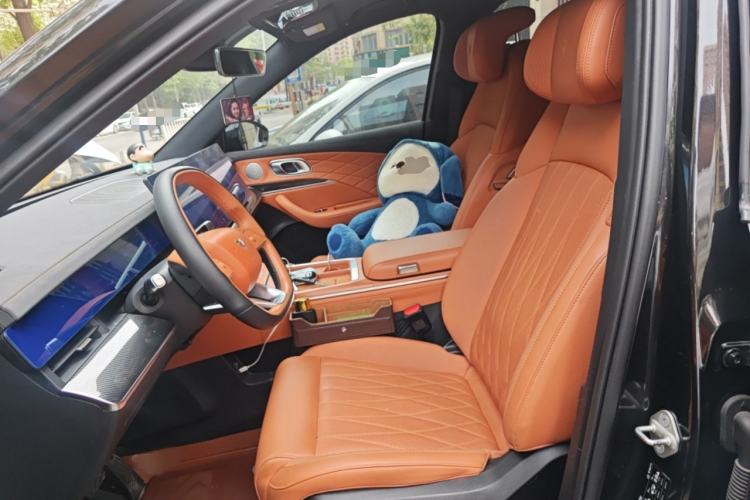 Used NETA L 2024 Extended-Range 310 Flash-Charge Red Edition
