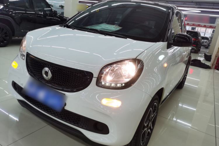 Used smart forfour 2018 0.9T 66 kW Pioneer Edition
