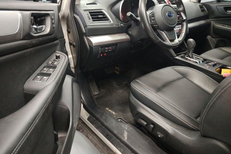 Used Subaru Outback 2020 2.5i Classic Edition Driver Seat