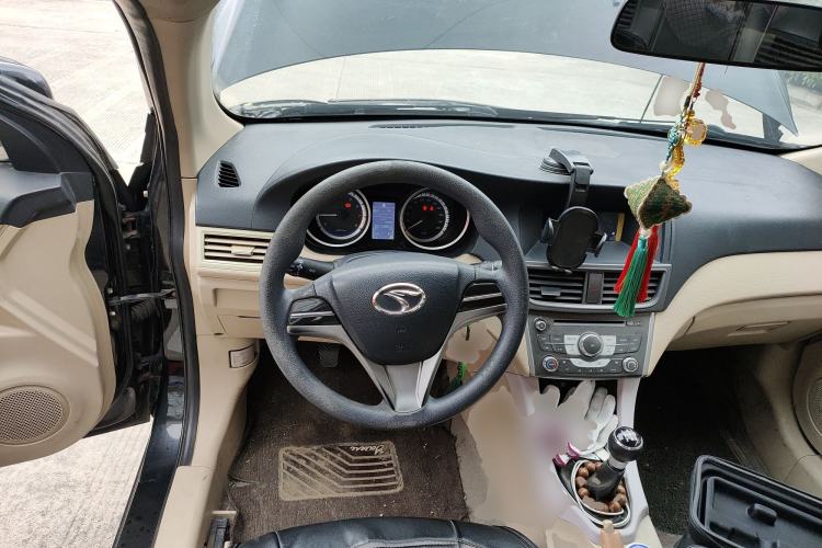 Used Soueast V5 Lingzhi 2012 1.5L Manual Comfort Edition Steering Wheel