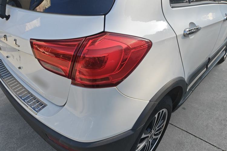 Used Haval H1 2016 Blue Label 1.5L AMT Luxury Model