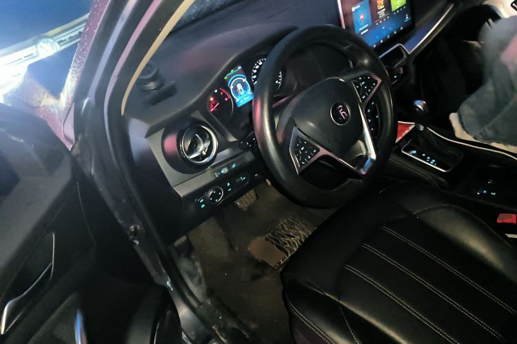 Used BYD Song 2018 1.5TID Automatic Smart Connect Prestige Model
