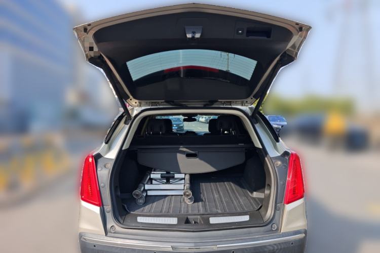 Used Cadillac XT5 2016 25T Luxury Model
