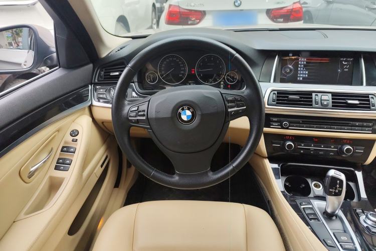 Used BMW 5 Series 2014 520i Elegant Edition

