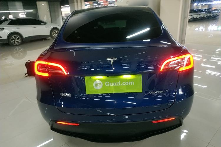 Used Tesla Model Y 2021 Long-Range All-Wheel-Drive Version 3D7