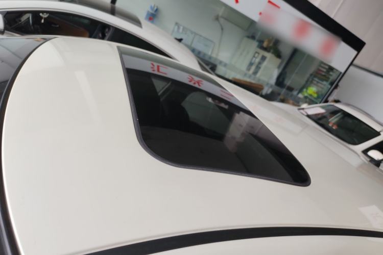 Used Nissan Tiida 2019 1.6L CVT Smart Drive Version China VI Standard Roof