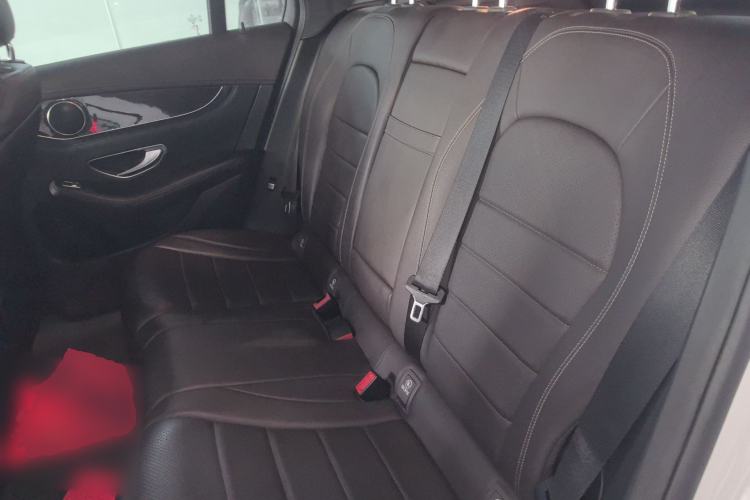 Used Mercedes-Benz GLC 2018 Facelift GLC 260 4MATIC Luxury Edition Left Rear Seat