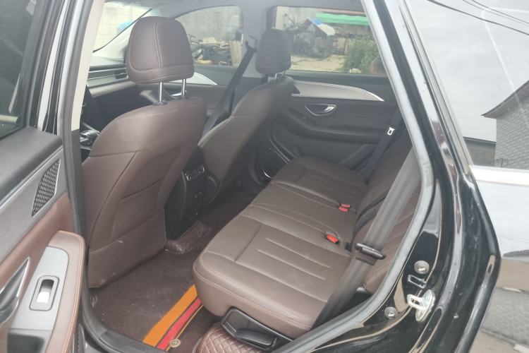 Used JETOUR X90 PLUS 2023 1.6TD DCT Flat-Platform + 5 Seats
