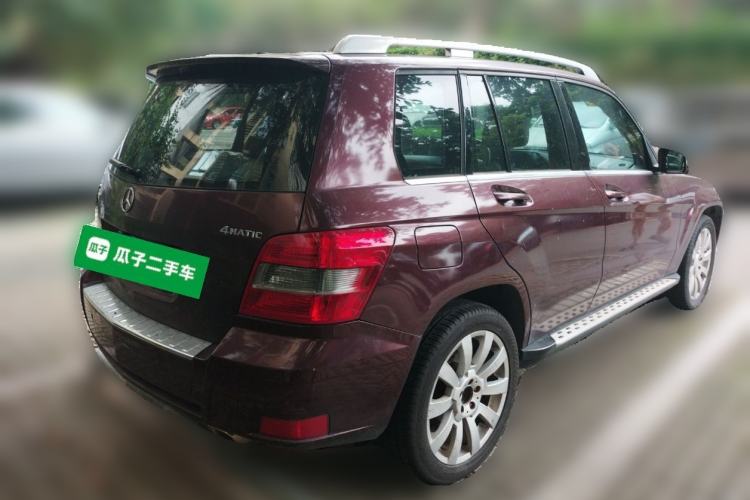 Used Mercedes-Benz GLK-Class 2011 GLK 300 4MATIC Fashion Model Rear Right 45 Deg