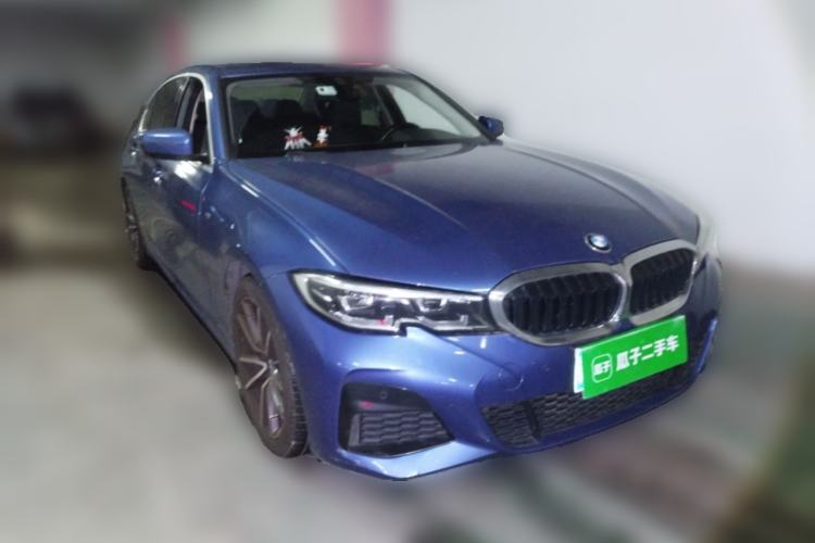 Used BMW 3 Series 2020 325Li M Sport Package Front Right 45 Deg