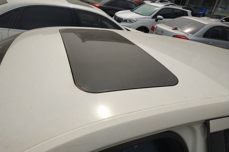 Used Volkswagen Gran Lavida 2013 1.6L Automatic Luxury Model
