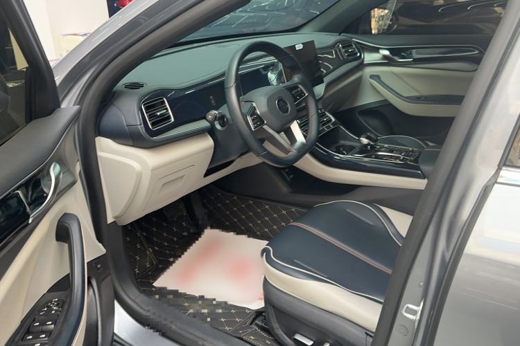 Used BYD Qin PLUS 2021 DM-i 55KM Flagship Model Interior 2