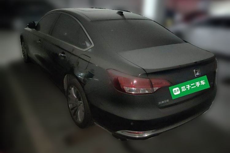 Used Zotye Z700 2016 1.8T Manual Elegant Model
