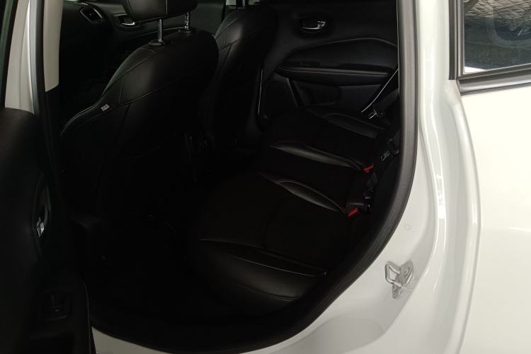 Used Jeep Compass 2017 200T Automatic Family Edition
