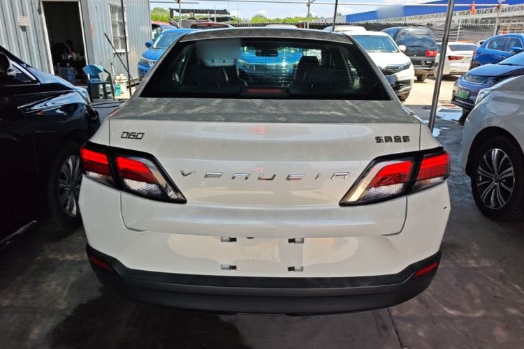 Used Venucia D60 2018 1.6L Manual Smart Connect Elite Edition
