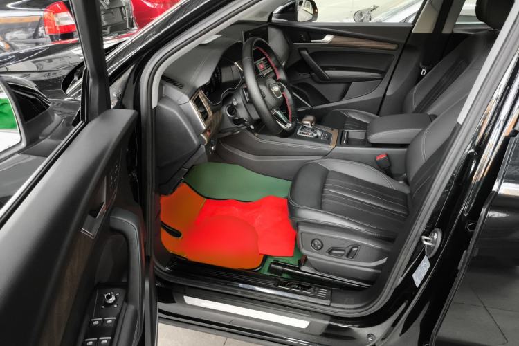 Used Audi Q5L 2022 45T Luxury Elegant Model
