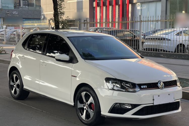 Used Volkswagen Polo 2015 1.4TSI GTI
