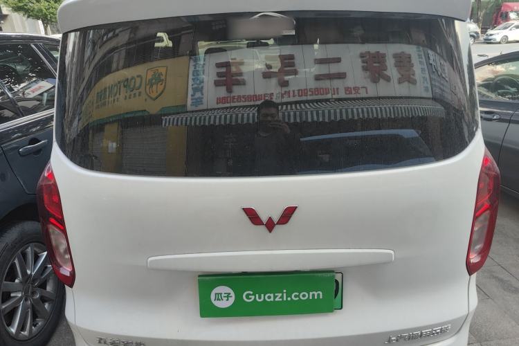 Used Wuling Hongguang New Energy 2025 Extended-Range Hybrid 50KM Comfort Version
