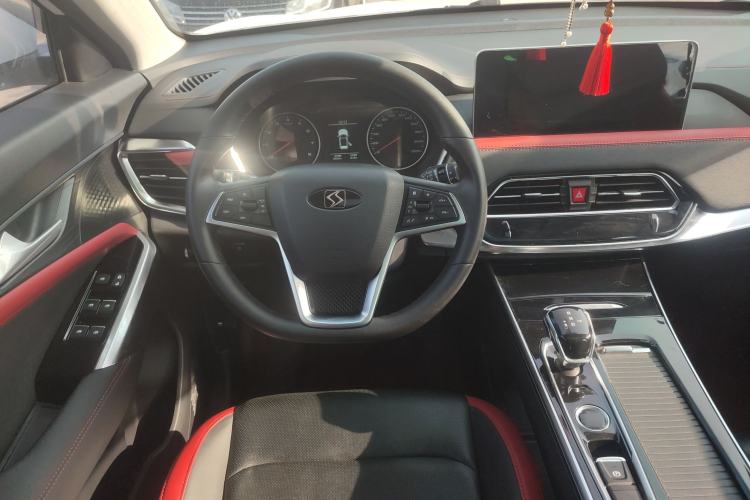 Used SOL X8 2021 300T DCT Luxury Smart Connect Edition 5 Seats
