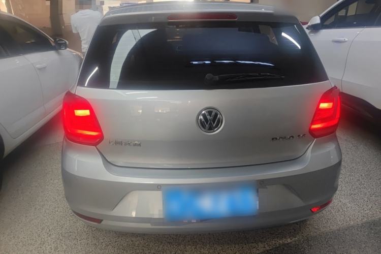 Used Volkswagen Polo 2014 1.6L Automatic Comfort Edition
