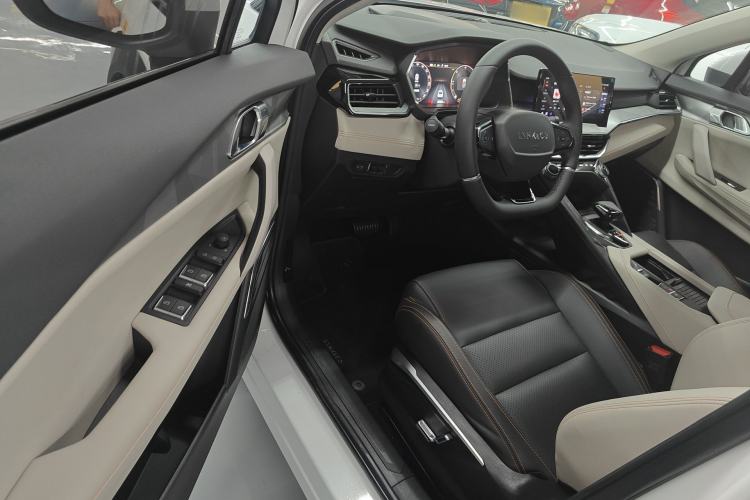 Used Lynk & Co 06 EM-P 2020 PHEV Plus