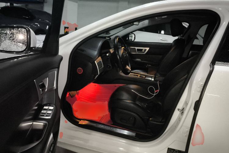 Used Jaguar XF 2014 XF 3.0 SC Elegance Edition Driver Seat