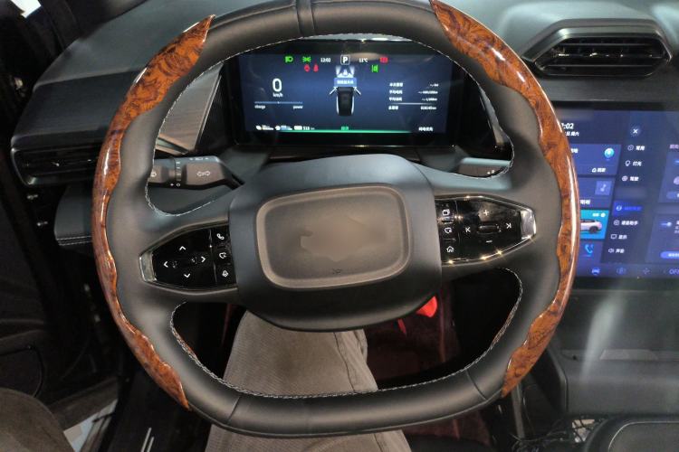 Used Dongfeng Aeolus L7 New Energy 2024 205 Pro
