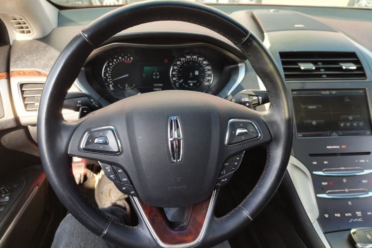 Used Lincoln MKZ 2014 2.0T Luxury Edition