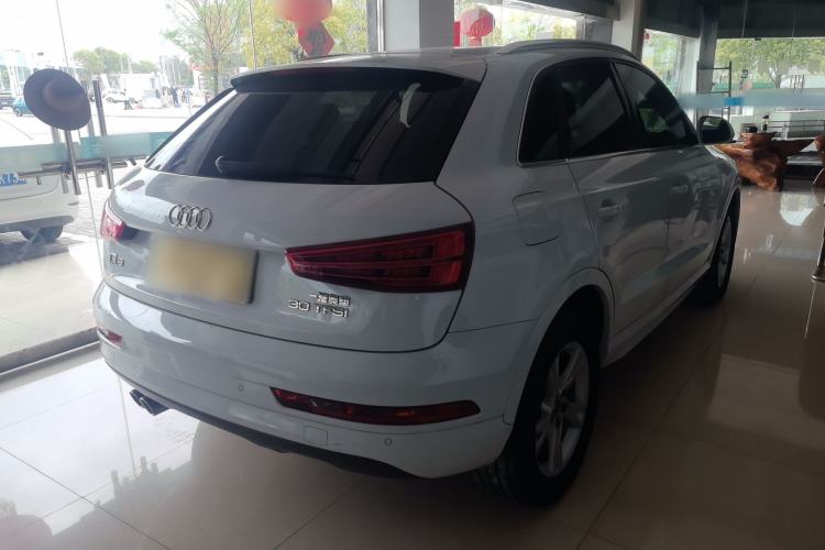 Used Audi Q3 2018 30th Anniversary Edition 30 TFSI Fashion Model Rear Right 45 Deg