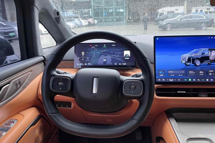 Used Wey Gaoshan 2025 Four-Wheel Drive Alpine 9 Interior 9