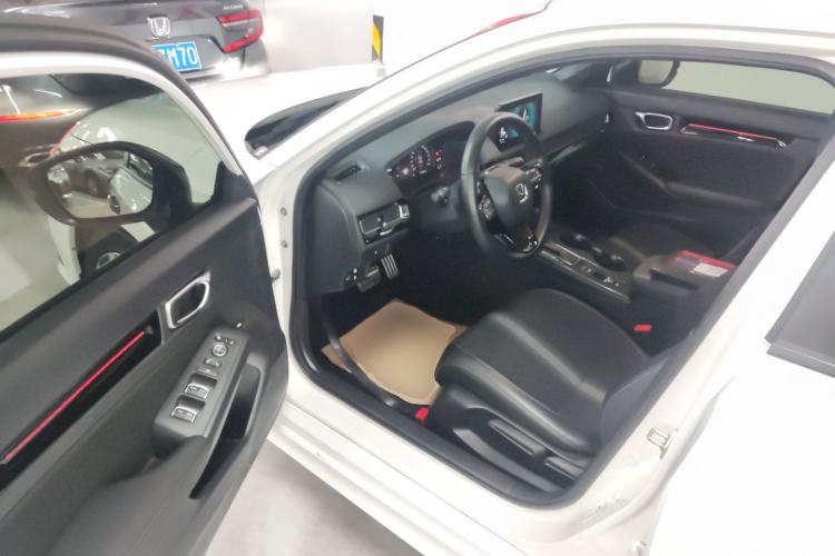 Used Honda Civic 2022 240TURBO CVT Dynamic Edition
