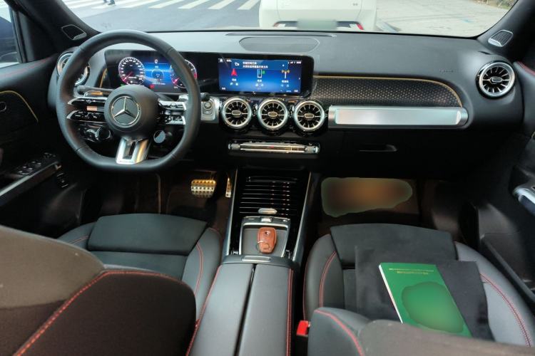 Used Mercedes-Benz GLB AMG 2024 AMG GLB 35 4MATIC
