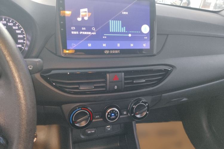 Used Hyundai Celesta 2017 1.6L Automatic Enjoyment Version GLS
