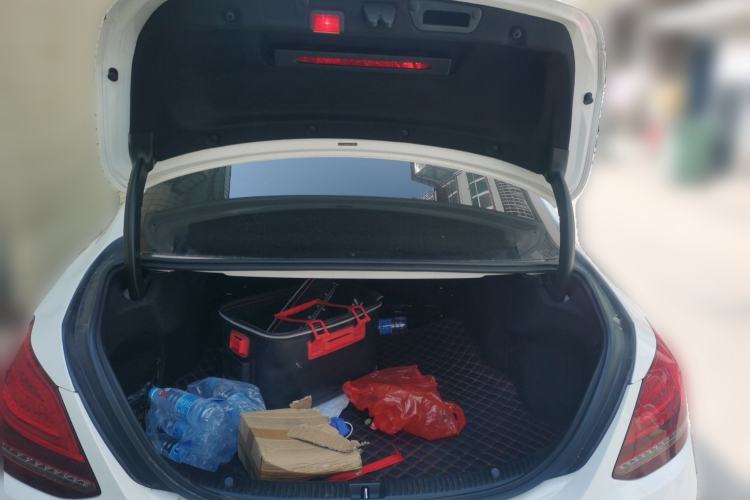 Used Mercedes-Benz C-Class 2019 C 180 L Fashion Edition Sport Version Trunk