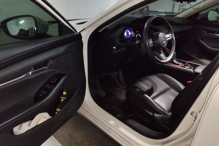 Used Mazda Mazda 3 Axela 2020 2.0L Automatic ZhiXuan Edition