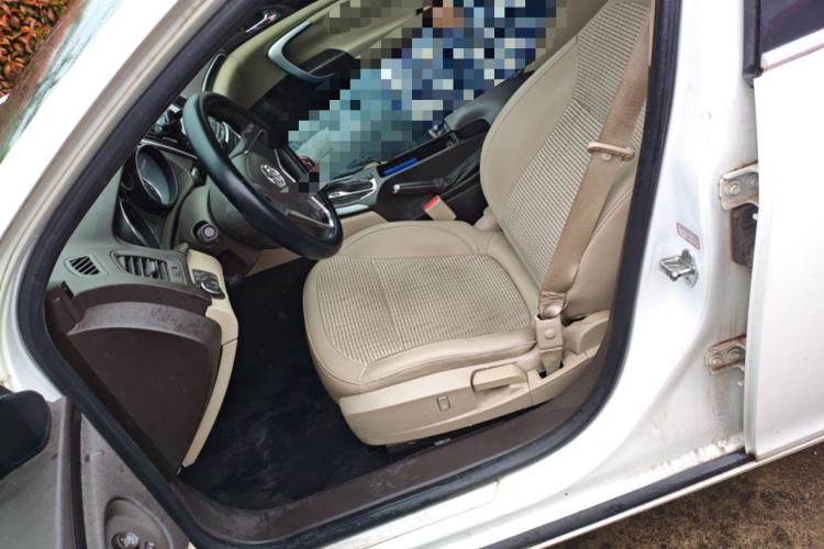 Used Buick Regal 2014 2.0L Leading Fashion Edition Left Front Seat