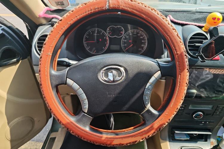 Used Haval H5 Classic 2010 European-style 2.0L Two-Wheel-Drive Luxury Model
