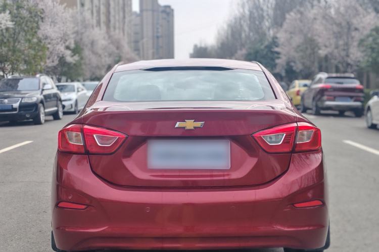 Used Chevrolet Cruze 2017 1.5L Automatic Pioneer Sunroof Edition Exterior 7