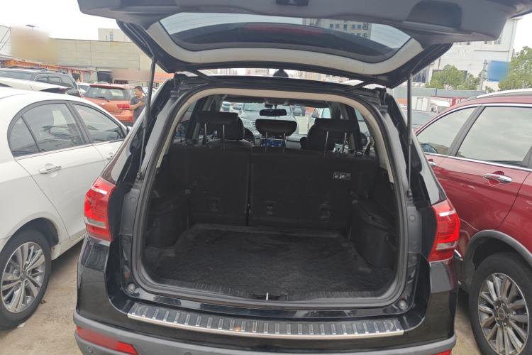 Used Haval H6 2014 Sport Version 1.5T Manual Two-Wheel Drive Elite Edition Trunk