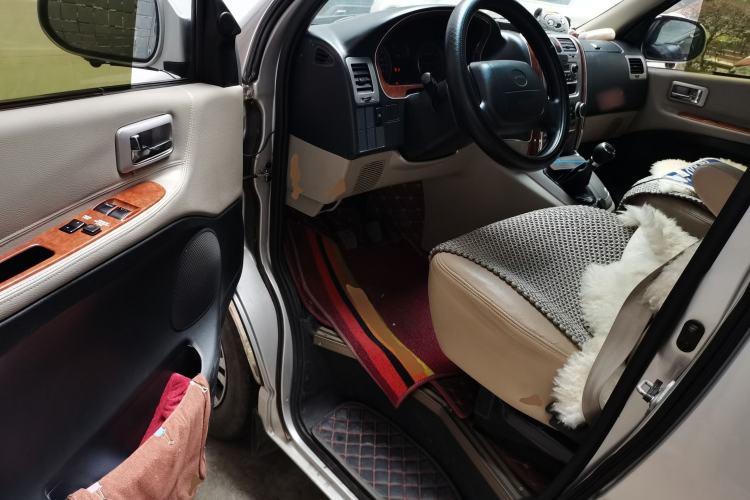 Used Jinbei Grace 2016 2.0L Classic Edition Standard Model Short Wheelbase 7 Seats