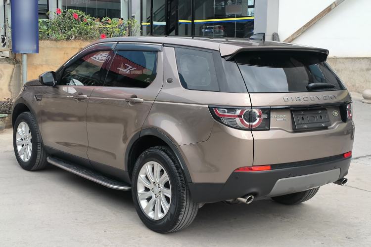 Used Land Rover Discovery Sport 2017 2.0T SE

