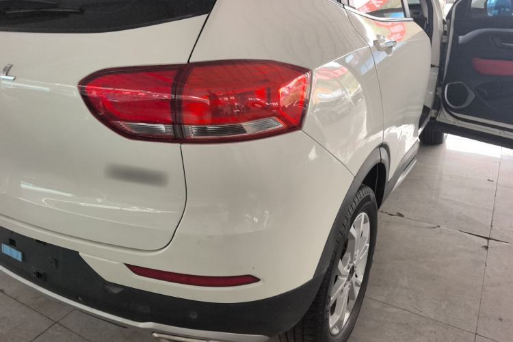 Used Haval H2s 2017 Red-Label 1.5T Dual-Clutch Elite Model