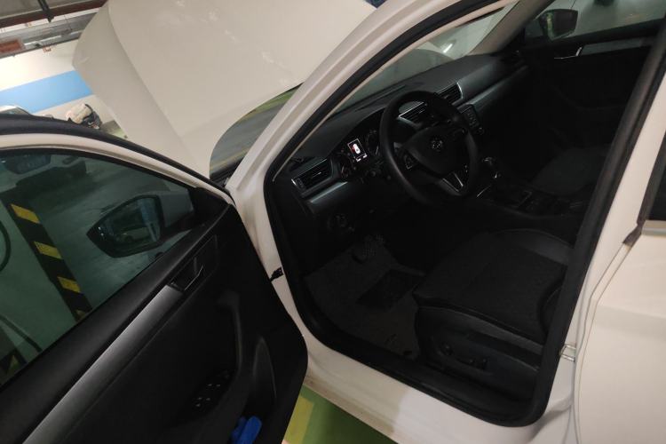 Used Skoda Superb 2016 TSI330 DSG Innovation Edition