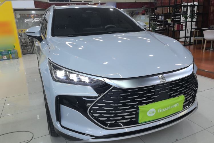 Used BYD Tang New Energy 2024 DM-i Glory Edition 112KM Flagship Model Front Right 45 Deg