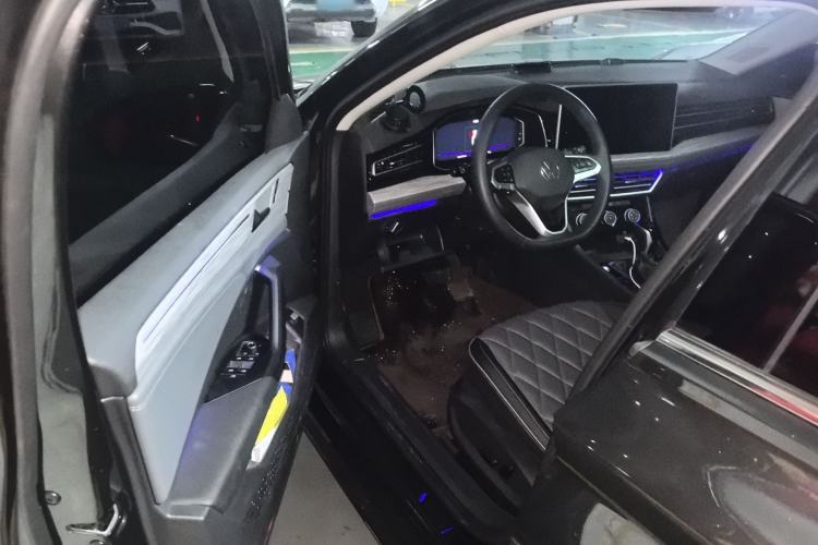 Used Volkswagen Sagitar 2025 Revised Version 2 300TSI DSG Excellence Edition
