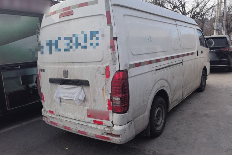 Used Farizon Xingxiang E6 2020 Van with High Roof 1365kg Payload Capacity Equipped with CATL's High-Energy Battery