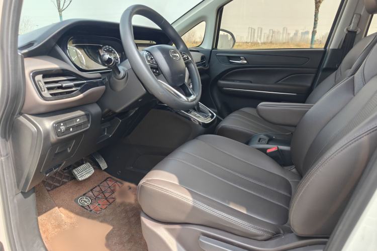 Used GAC Trumpchi M6 2019 270T Automatic Luxury Edition (7-seater) China V Standard
