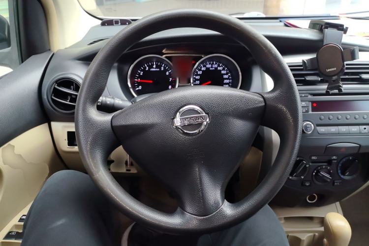 Used Nissan Livina 2015 1.6XE CVT Comfort Edition