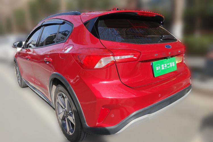 Used Ford Focus 2021 Hatchback EcoBoost 180 Automatic Titanium Edition Rear Left 45 Deg