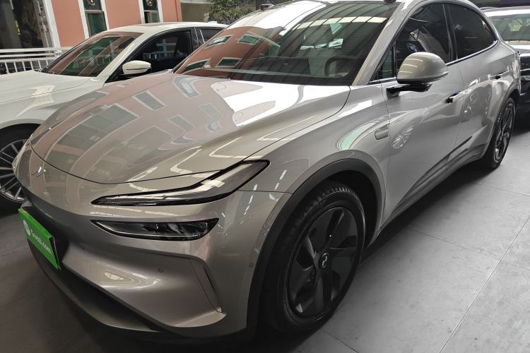 Used ONVO L60 2024 60 kWh Rear-Drive Version